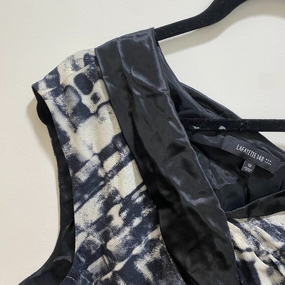 Lafayette 148 Sheath Abstract Patterned Dress - Picture 2 of 5